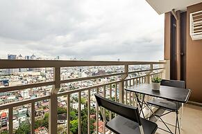 Stylish Condo - Cozy Urban Living