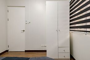 Stylish Condo - Cozy Urban Living