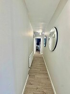 Eastcote Edge Residence