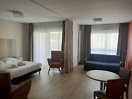 ZENAO CHAMBERY