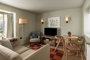 Louma Country Hotel