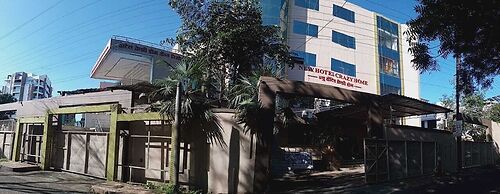 HOTEL CRAZY HOME AND RESORT