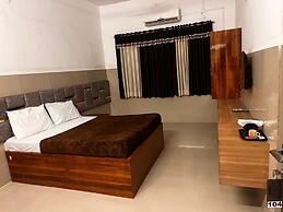 HOTEL CRAZY HOME AND RESORT