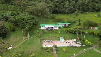 VISTA HERMOSA