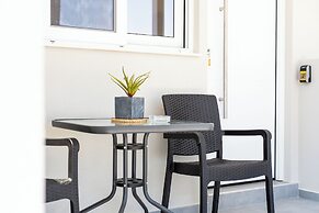AMELI COZY APARTMENTS