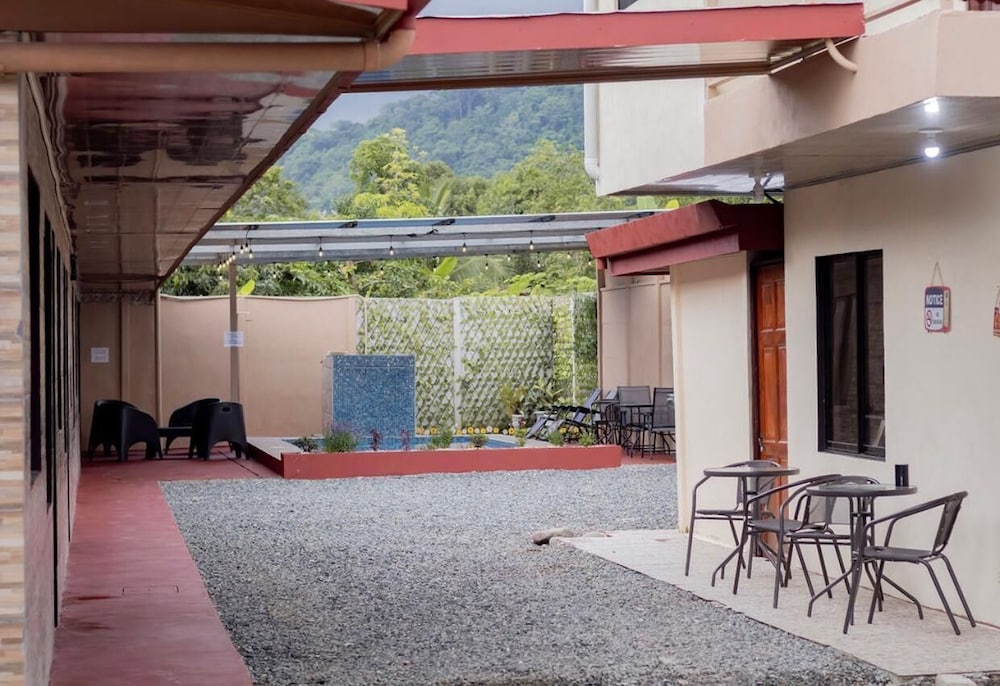 Macaws Villa