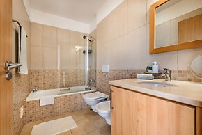 Casa Louro in Cabanas