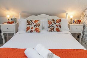 The Cherry Tree B&B Hotel