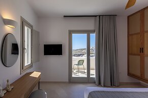 Evira Suites