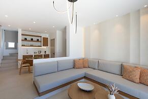 Evira Suites