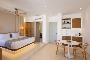 Evira Suites