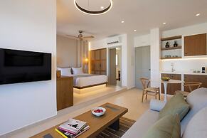 Evira Suites