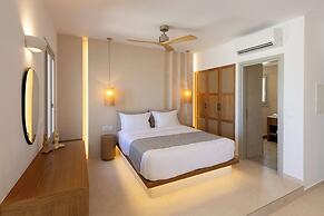 Evira Suites