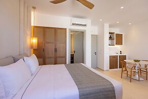 Evira Suites