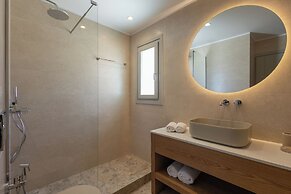 Evira Suites
