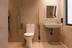 Pacifico Accessible Suite Near Retiro