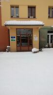 Alberg Roques Blanques