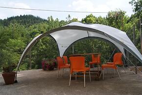 Alberg Roques Blanques