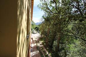 Alberg Roques Blanques
