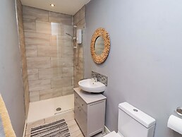 Corner Cottage
