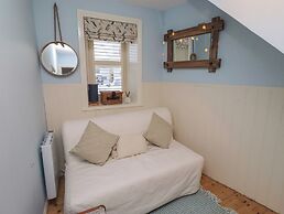 Corner Cottage