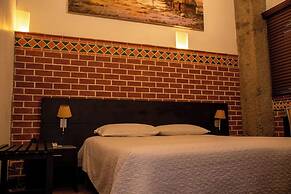 Hotel Santamaria INN