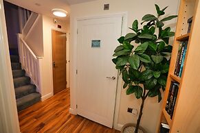 Silk Hotel
