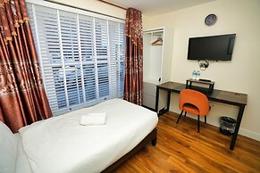 Silk Hotel