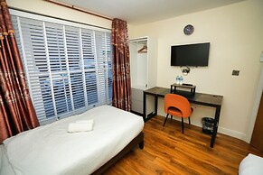 Silk Hotel
