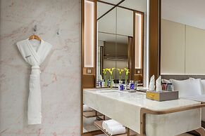 Voco Sanya Bay By Ihg