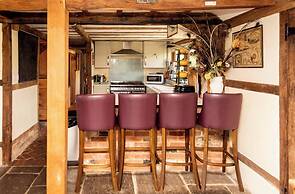 Wonderland Party Retreat