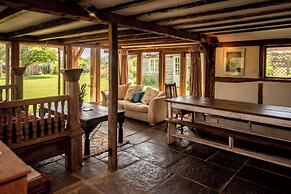 Wonderland Party Retreat