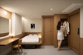 HOTEL ON YOU