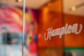 Hangzhou Canal Hampton by Hilton Hotel