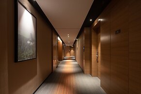 Hangzhou Canal Hampton by Hilton Hotel