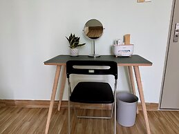 Anh House
