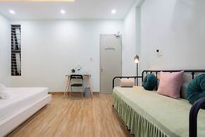 Anh House