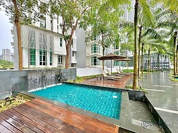 1 Medini Legoland by Stayrene