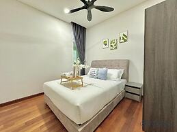 1 Medini Legoland by Stayrene