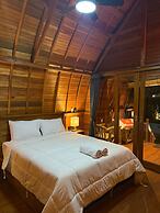 Qchen Cuan Cabin Amed