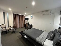 Be-ing Suites Davao