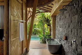 Roshan Bamboo Ubud Villa