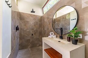 The Pathway Villas - Pererenan
