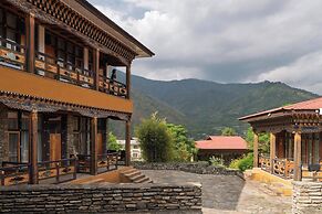 Tenzinling Resort