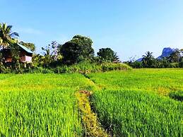 Sigiri Paddy Field Hut