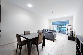Manzil - Spacious 1BR with Marina Views