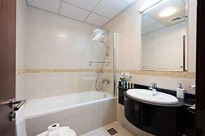 Manzil - Spacious 1BR with Marina Views