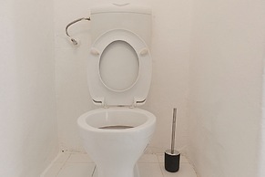 Cozy 2BR Stay Near AKH With WiFi