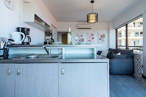 Fiesta 1-BR Apt. & Balcony in Larnaca