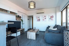Fiesta 1-BR Apt. & Balcony in Larnaca